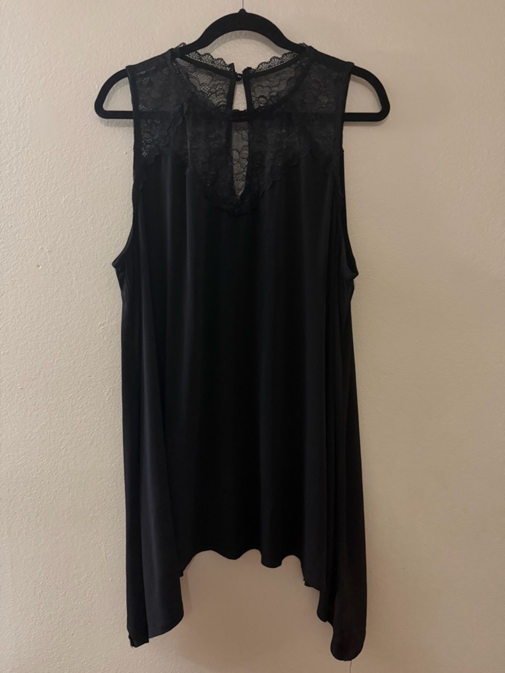 Torrid Black Lace Yoke High Neck Sharkbite Tank Top Size 2X